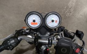 TRIUMPH THRUXTON 2011 TJ9147
