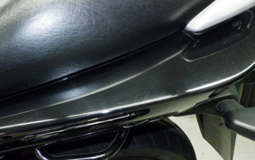 SUZUKI GSR250