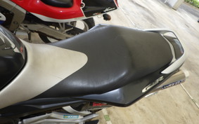 SUZUKI GSR 400 2006 GK7DA