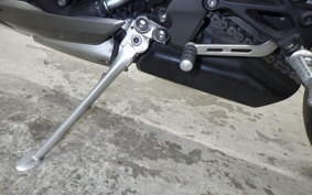 TRIUMPH STREET TRIPLE RS 2021