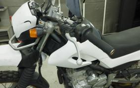 YAMAHA SEROW 250 Gen.2 2024 DG17J