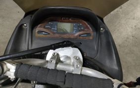 YAMAHA MAJESTY 125 E374E