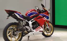 HONDA CBR250RR A MC51