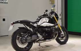 BMW R NINE T 2014