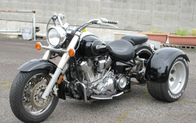 YAMAHA  ROADSTER 1600 TRIKE  2000 VP02