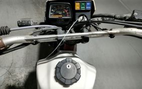 YAMAHA SEROW 225 1KH