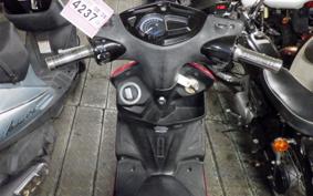 YAMAHA CYGNUS 125 XSR 2 2010 SE44J