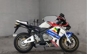 HONDA CBR600RR PC37