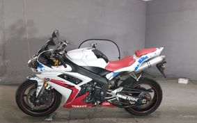 YAMAHA YZF-R1 RN20