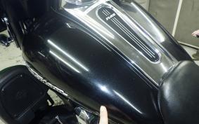 HARLEY FLHX 1690 2013