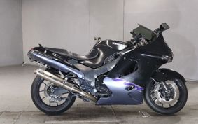 KAWASAKI ZZR1100 ZXT10D