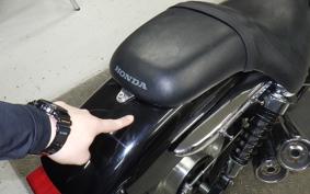 HONDA MAGNA 250 2017 MC29