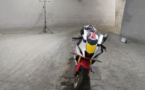 YAMAHA YZF-R7 2022 RM39J