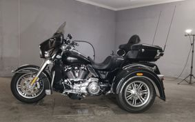 HARLEY FLHTCUTG1750 TRIKE 2017 MAD