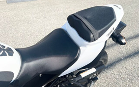 SUZUKI GSR750 2013 C5112