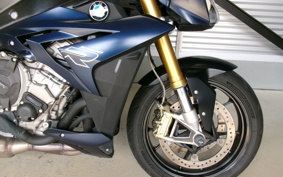 BMW S1000R 2015 0D02