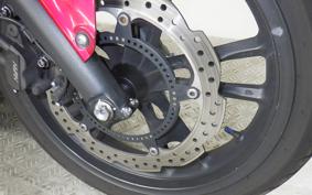 HONDA NM4 VULTUS -02 2017 RC82