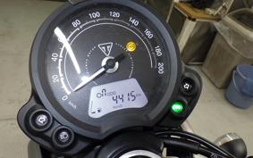 TRIUMPH SPEED TWIN 900 2023