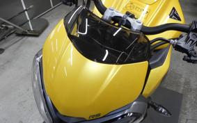 TRIUMPH STREET TRIPLE RS 2025