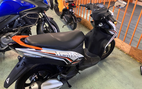 YAMAHA RU VIA SUGTX125FI L1SK