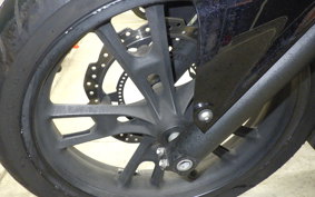 HONDA NM4 VULTUS -01 2014 RC82