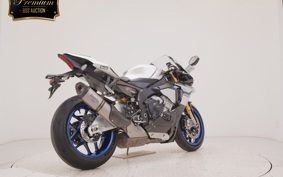 YAMAHA YZF-R1 M 2015