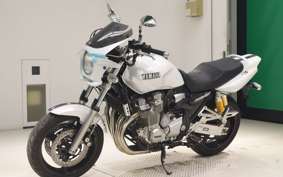 YAMAHA XJR1300 2015