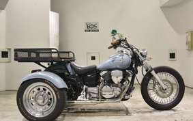 YAMAHA DRAGSTAR 250 TRIKE 2003 VG02J