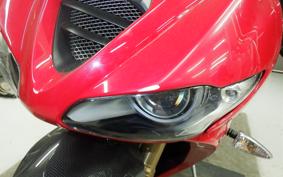 TRIUMPH DAYTONA 675 2013
