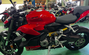 DUCATI STREETFIGHTER V2 2022 3F00
