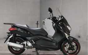 YAMAHA X-MAX 250 SG22