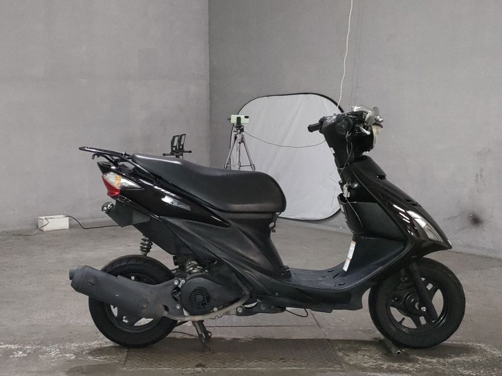 Фото Suzuki ADDRESS V125 с японского аукциона
