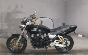 YAMAHA XJR400 4HM