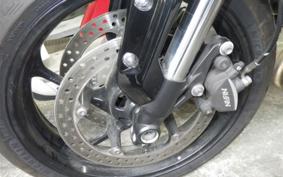 TRIUMPH TRIDENT 660 2024
