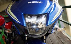 SUZUKI GSX-R150