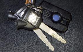 SUZUKI SKYWAVE 250 (Burgman 250) SS