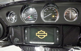 HARLEY FLHXSE 1800CVO 2015