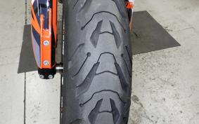 KTM 690 SMC R 2025