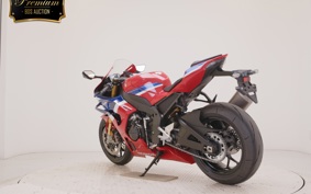 HONDA CBR1000RR RSP 2026 SC82