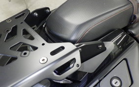 HONDA NM4 VULTUS -02 2015 RC82