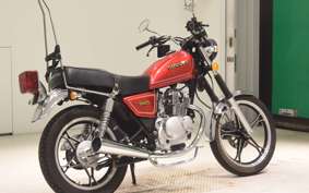 SUZUKI GN125 2015