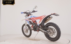 BETA クロス TRE ーナー250 2023