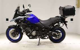 SUZUKI Vｽﾄﾛｰﾑ650XTA 2018 C733M