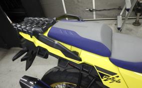 SUZUKI Vｽﾄﾛｰﾑ1050XT 2020