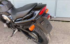 SUZUKI GSF1200 S 1999 GV75A