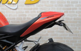 TRIUMPH スピートリプルRS 2022 S3P01S