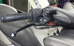 YAMAHA N-MAX SE86J