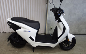 HONDA EM1 e: EF16