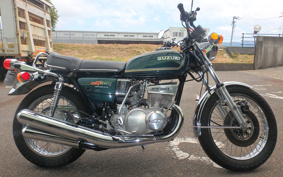 SUZUKI GT550 2020 GT550