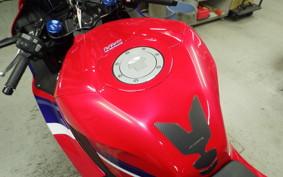HONDA CBR600RR 2024